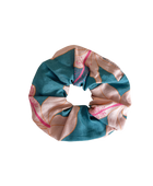 Finish the Look Scrunchie in Koki'o Blossom (Teal)