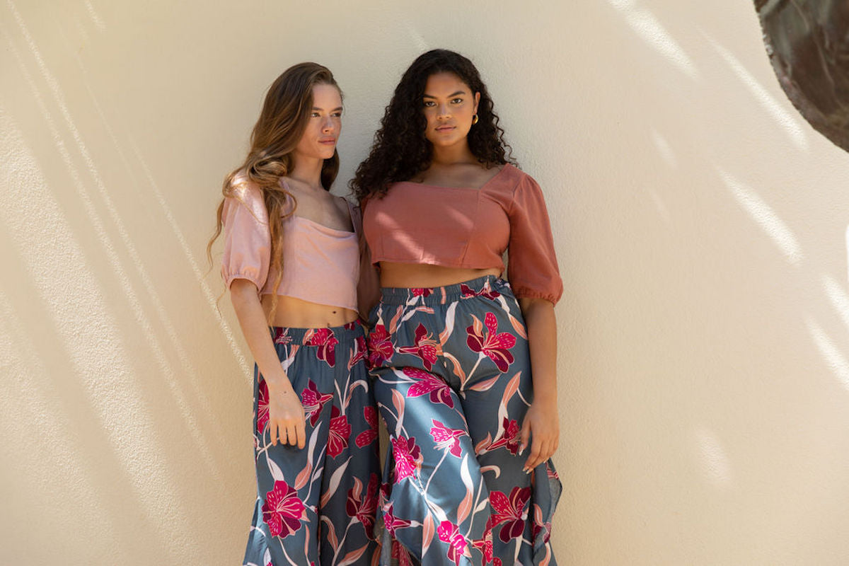 YIREH Ella Top in Blush - Linen Women's Top (w/ Ella Top in Terra)