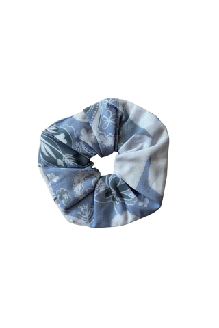 Finish the Look Scrunchie in Paniolo Paisley