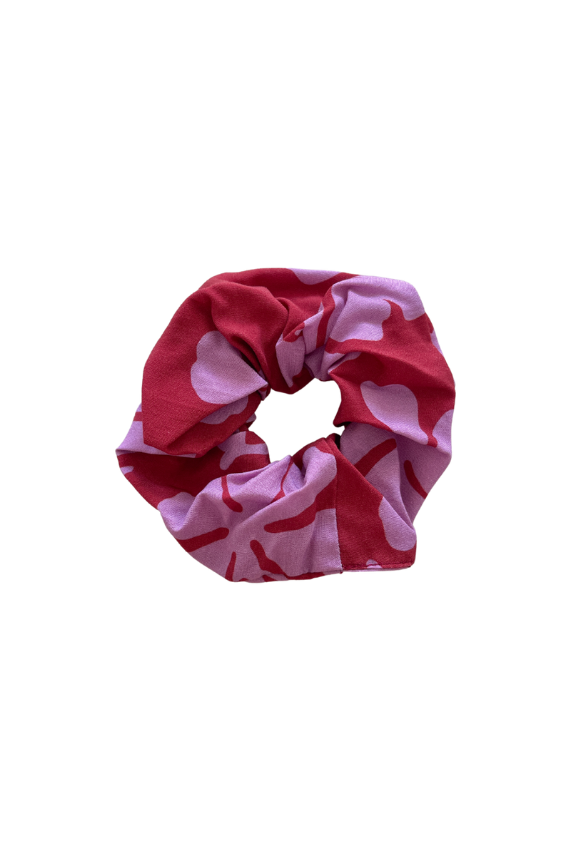 Finish the Look Scrunchie in Island Retro (Berry)