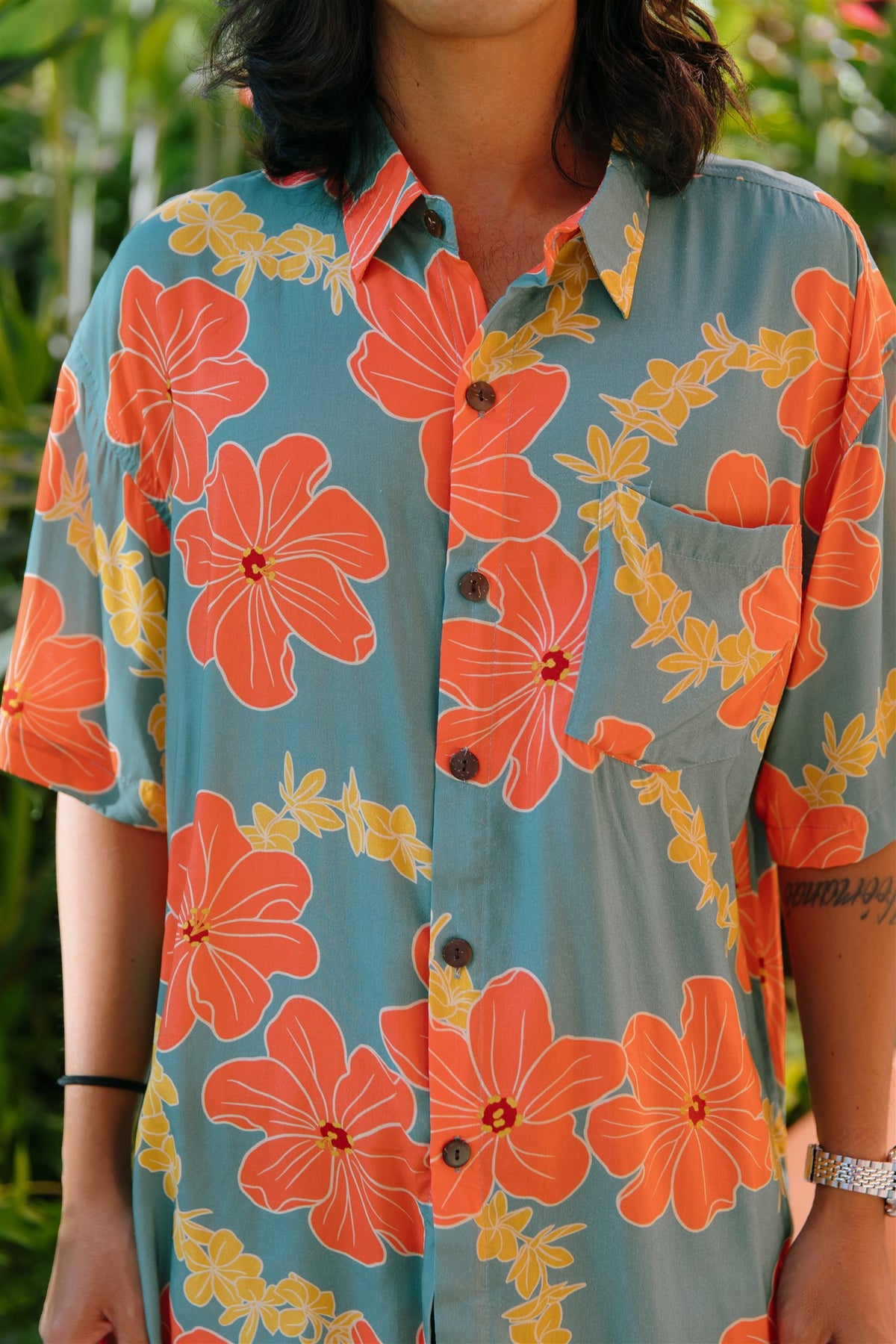 kahana-button-up-lei-pua-green