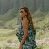 Essentials Tote in Naupaka Garden (Canopy Green)