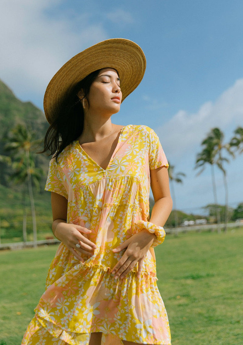 YIREH Florentine Dress in Tropical Garden  - Rayon Women's Dress (w/ Finish The Look Scrunchie in Tropical Garden)