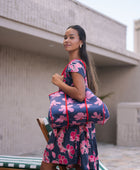 Everyday Tote in Koki'o Blossom (Navy)