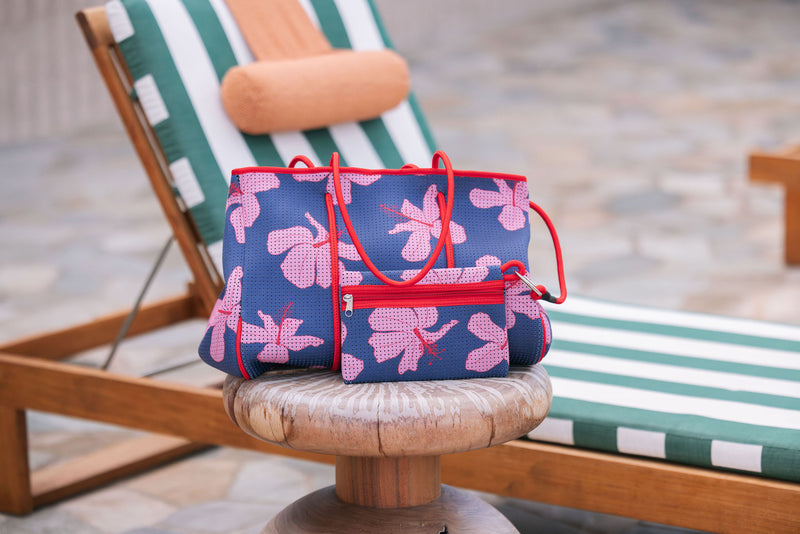 Everyday Tote in Koki'o Blossom (Navy)