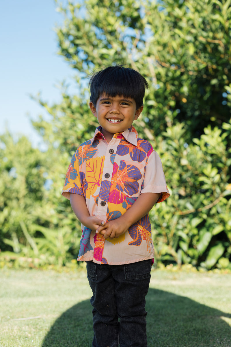 Maverick Button Up in Ko'oloa'ula