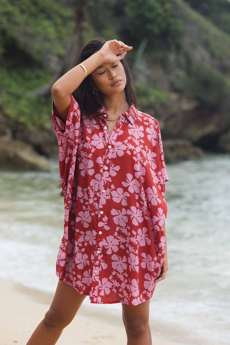 Kaimana Dress in Island Retro (Berry)