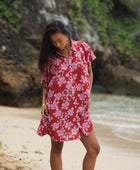 Kaimana Dress in Island Retro (Berry)