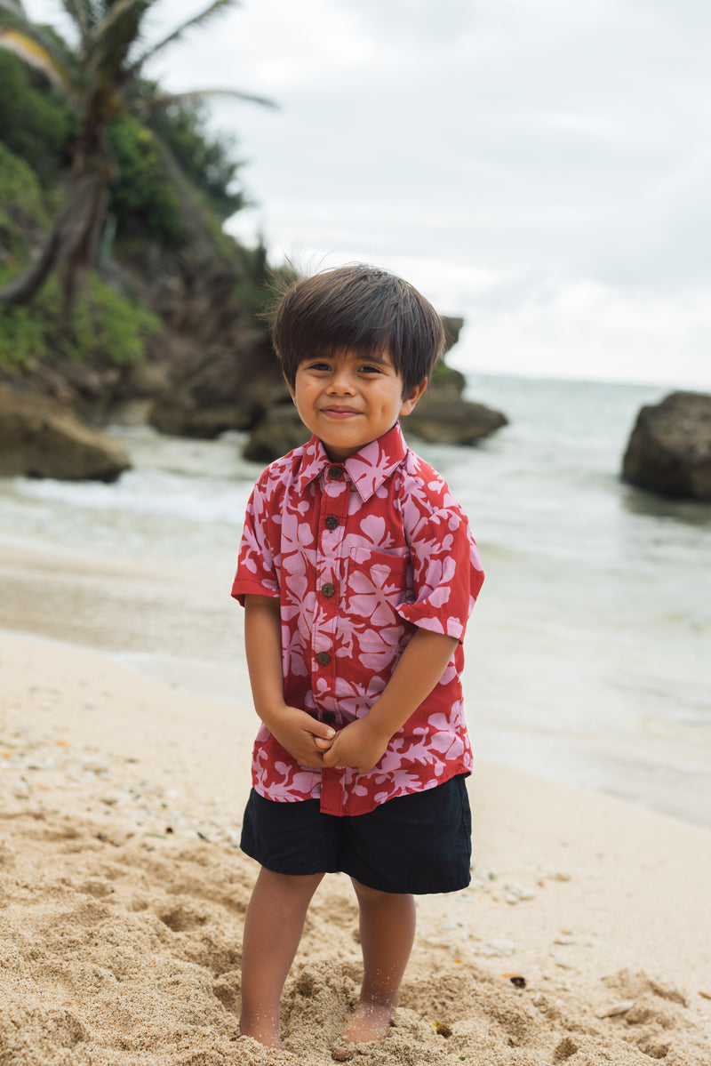 Maverick Button Up in Island Retro (Berry)