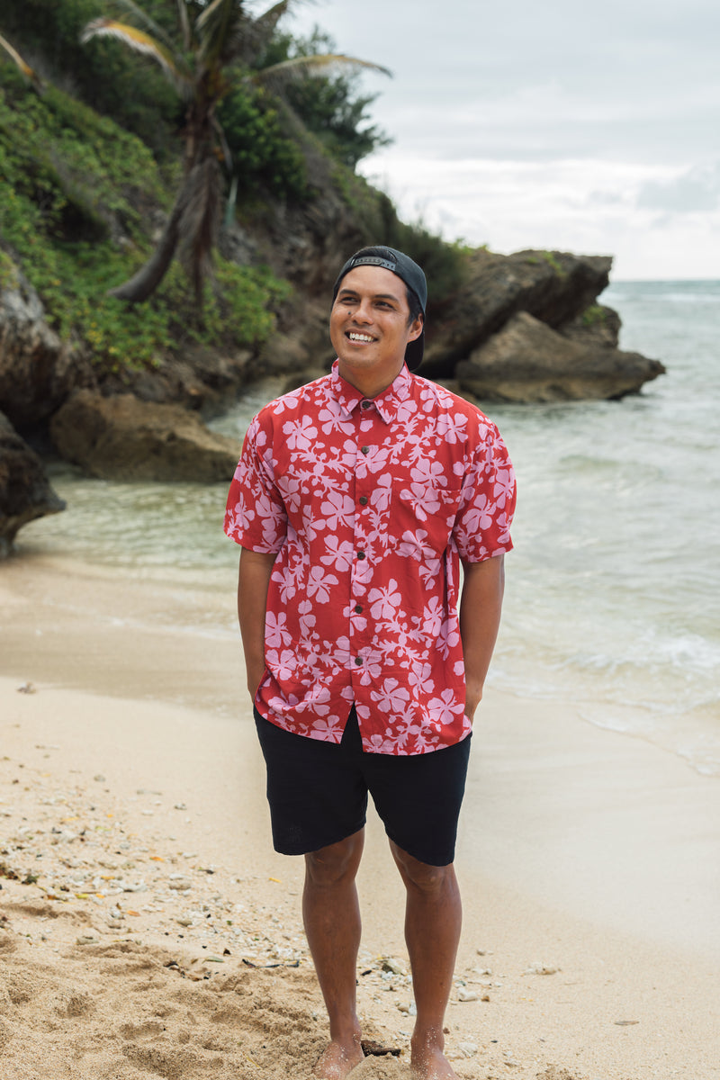 Men's Kahana Button-Up in Island Retro (Berry)