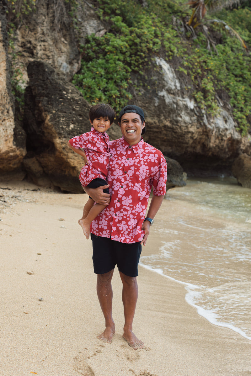 Men's Kahana Button-Up in Island Retro (Berry)