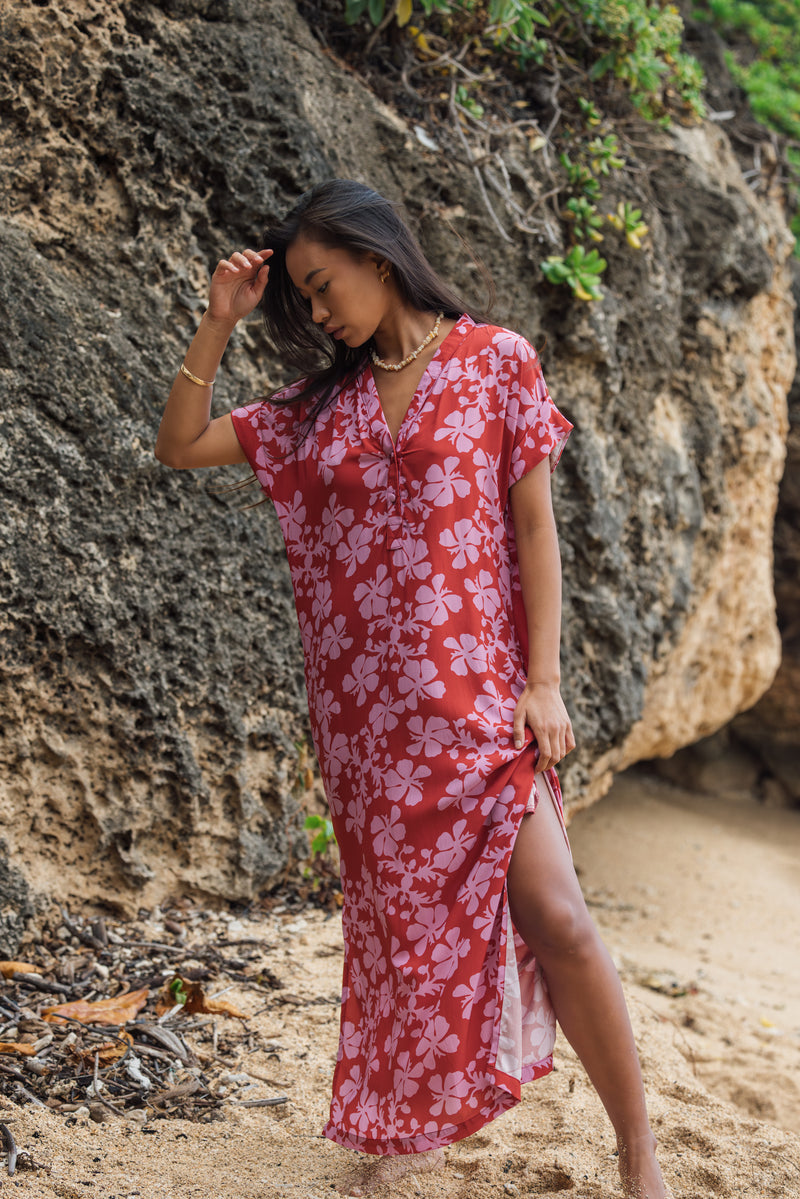 Tide Dress in Island Retro (Berry)