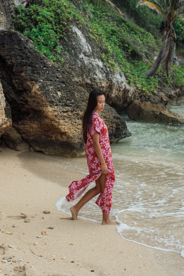 Tide Dress in Island Retro (Berry)