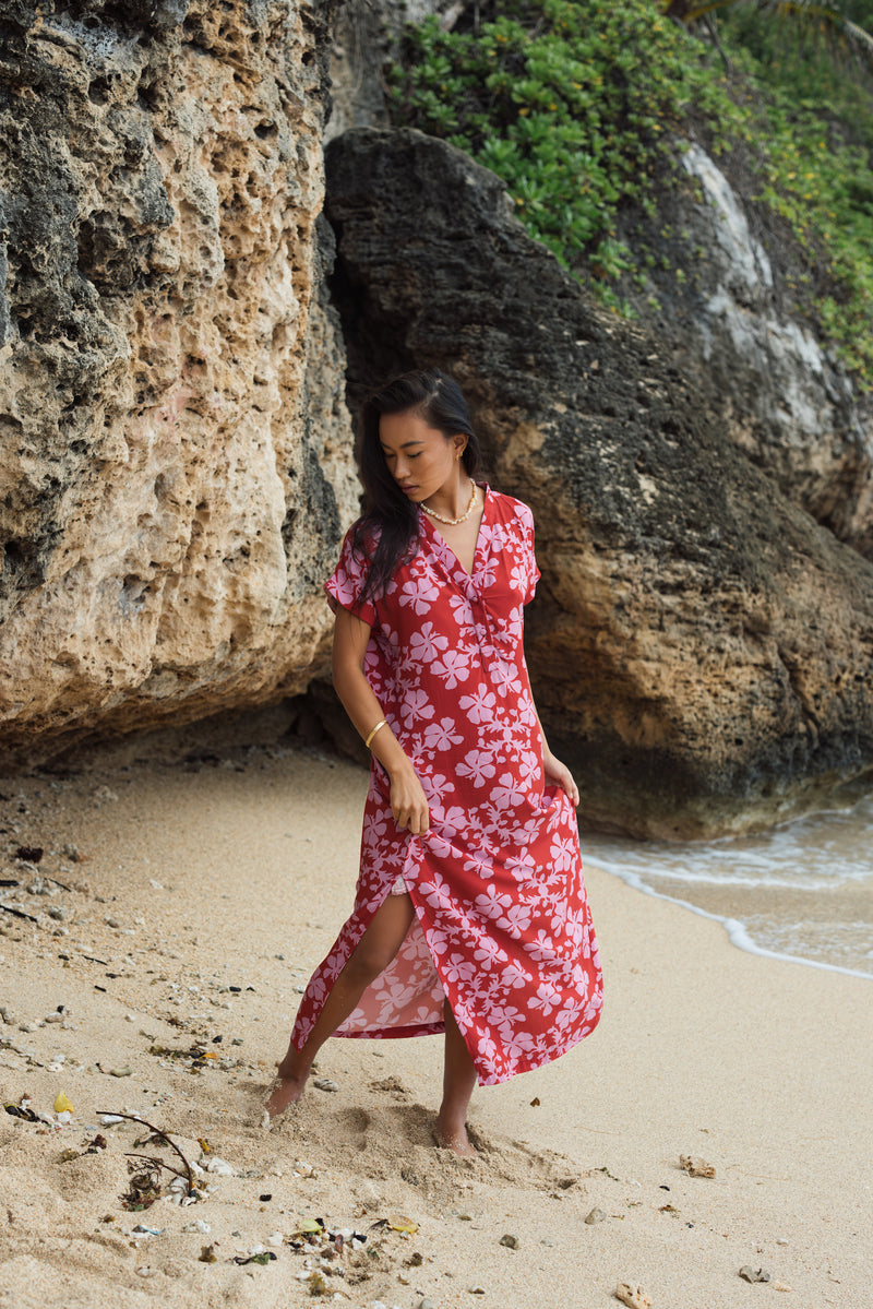 Tide Dress in Island Retro (Berry)