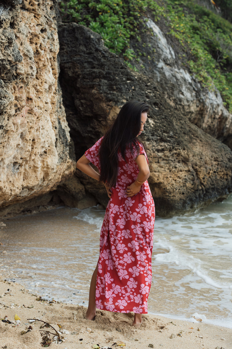 Tide Dress in Island Retro (Berry)