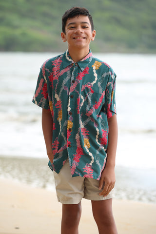 Maverick Button-Up in Lei Stand