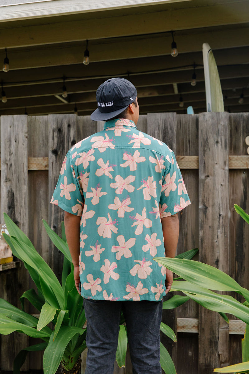 Men's Kahana Button-Up in Koki'o Blossom (Teal)