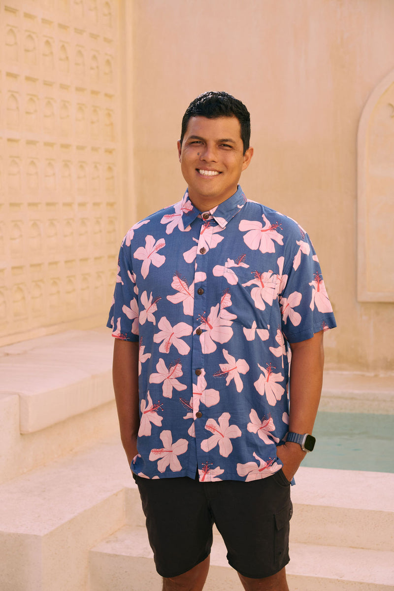 Men's Kahana Button-Up in Koki'o Blossom (Navy)