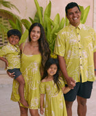 Men's Kahana Button-Up in Protea (Melon)