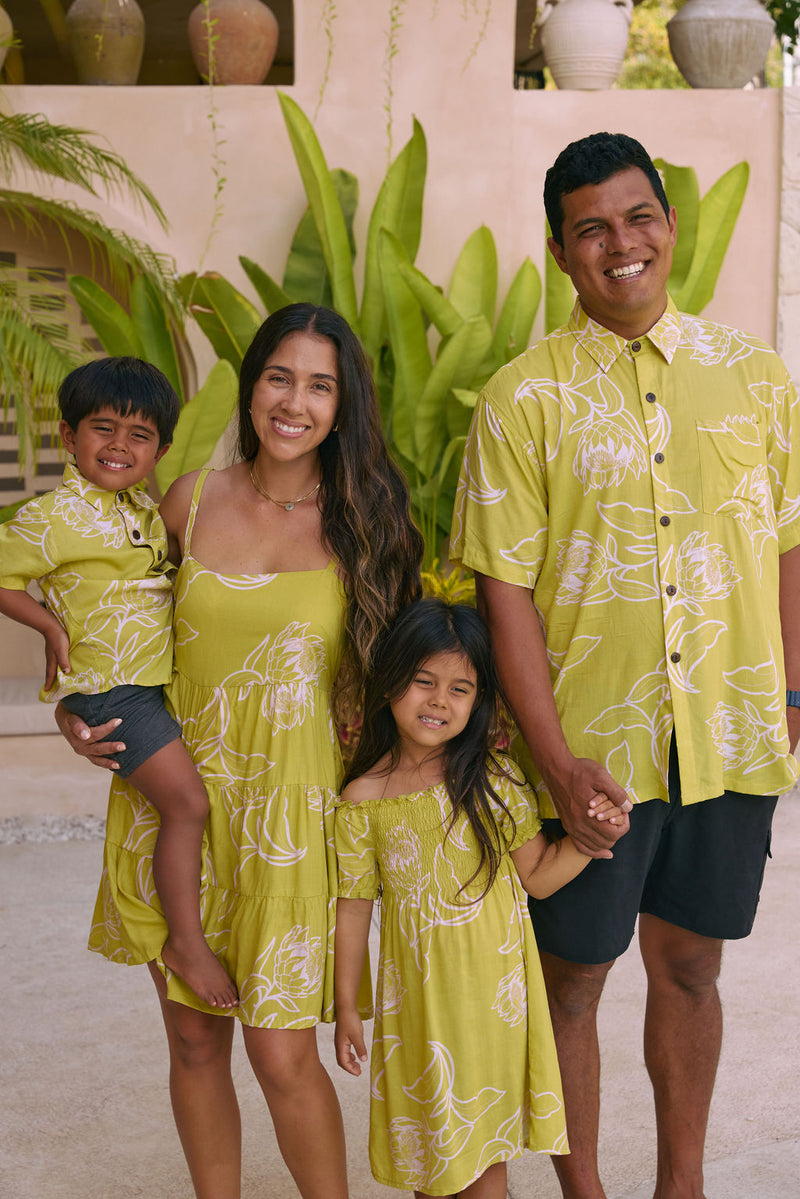 Men's Kahana Button-Up in Protea (Melon)