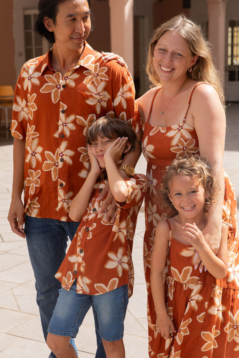Men's Kahana Button-Up in Nā'ū