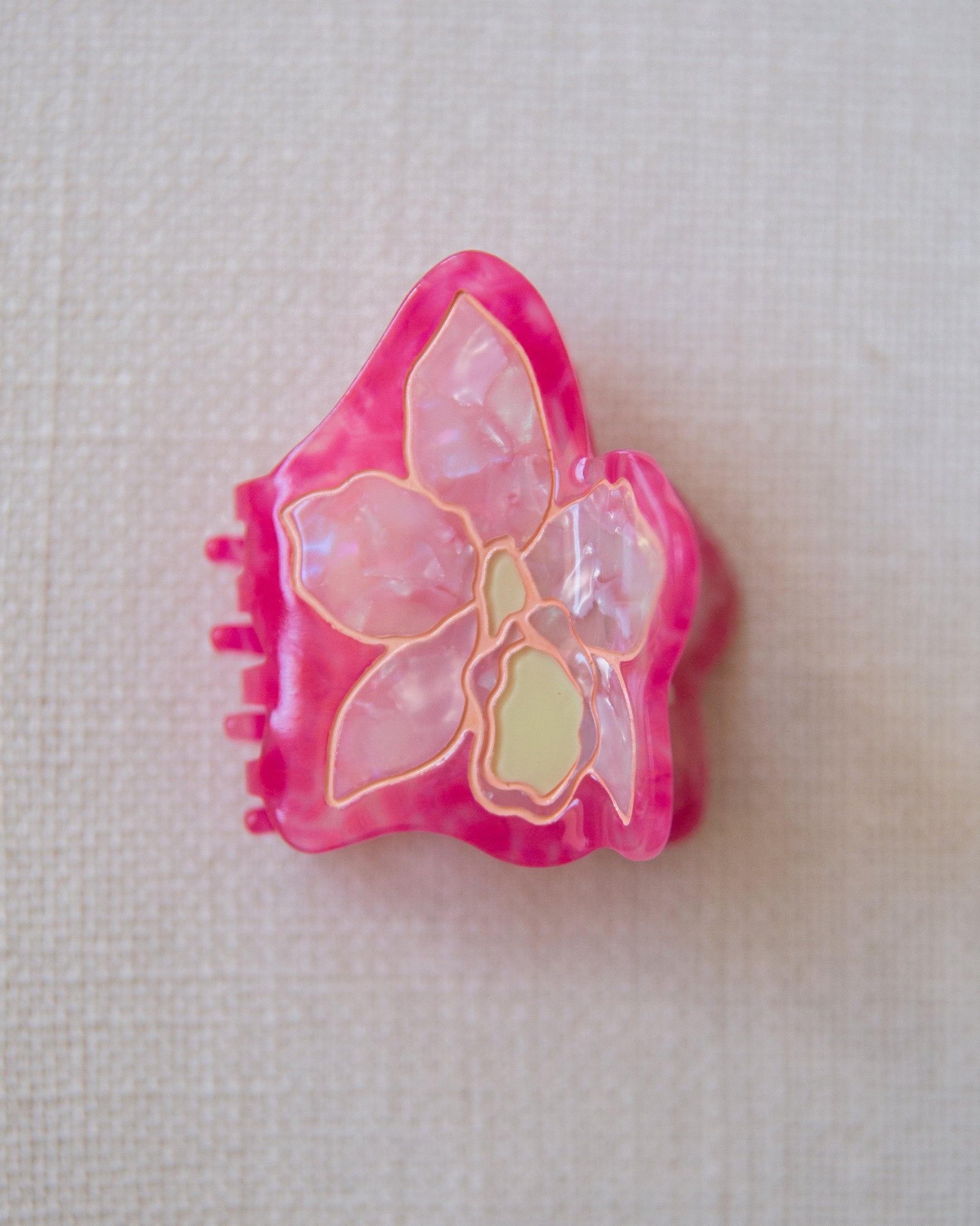orchid claw clip in hot pink color