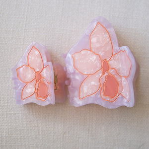 orchid claw clip in peach color