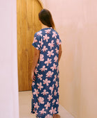 Tide Dress in Koki'o Blossom (Navy)