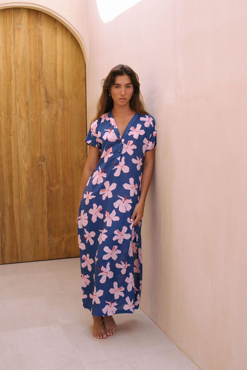 Tide Dress in Koki'o Blossom (Navy)