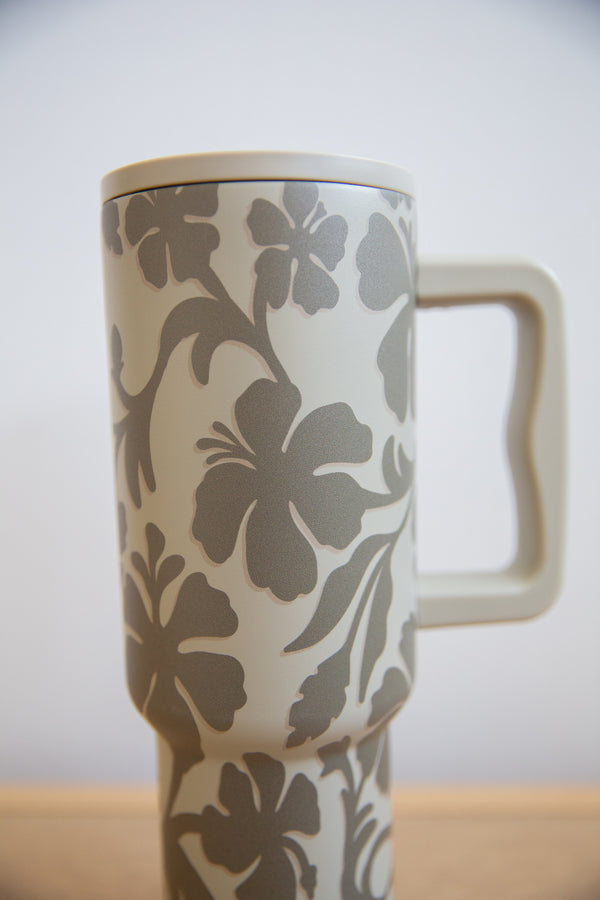 Tumbler in Vintage Hibiscus (Green)