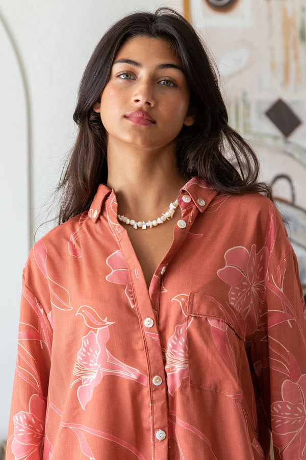 YIREH A La Mode Button-Up in Terra Rossa - Linen Button-Up (w/ Terra Rossa Millie Short)